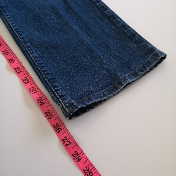 Levi's jeans | classic relaxed bootcut 550 jeans size 6 - Picture 8 of 9